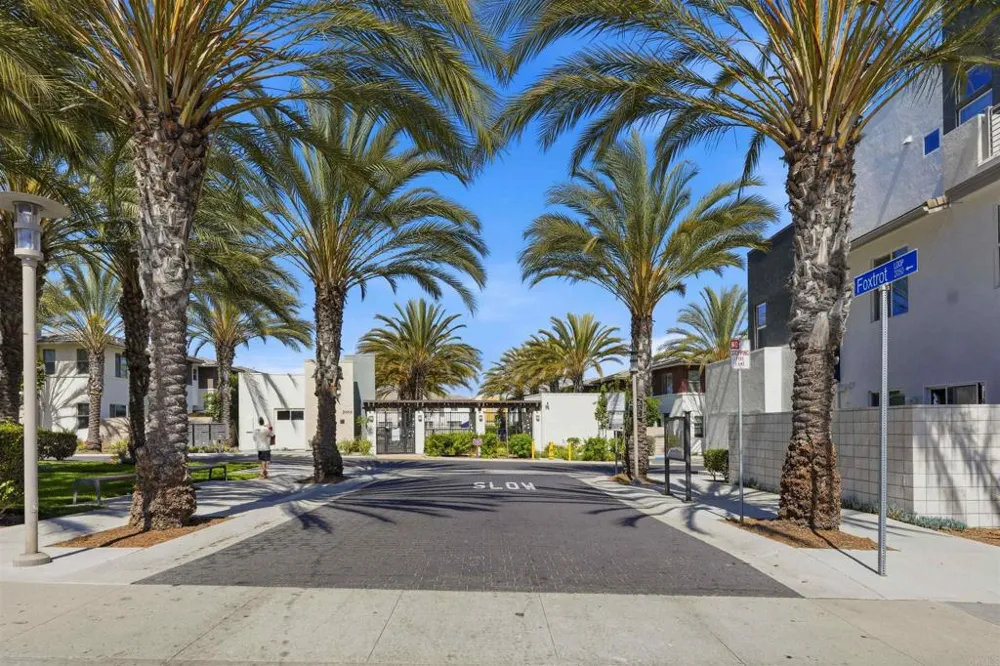 2055 Foxtrot Loop #1 Chula Vista, CA 91915
