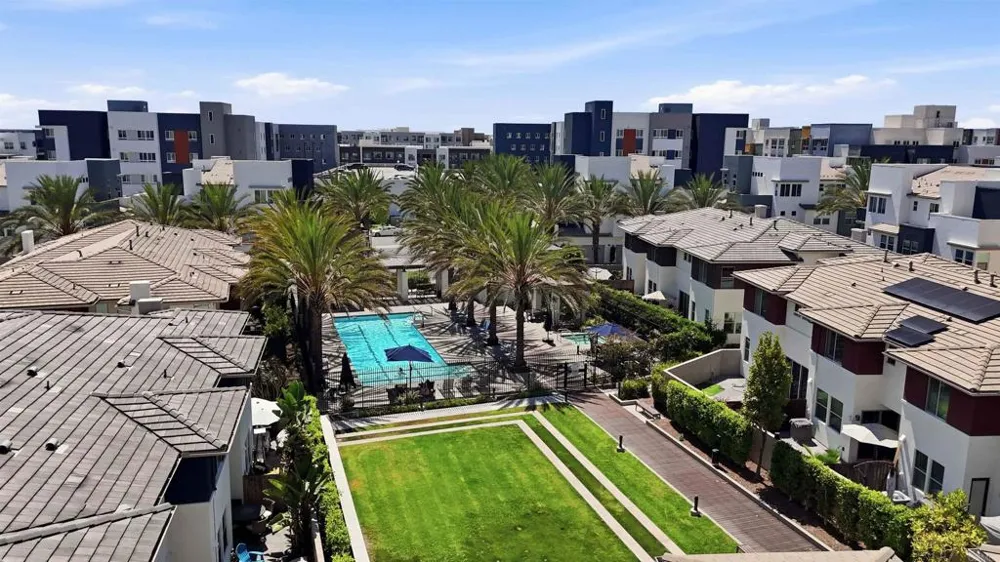 2055 Foxtrot Loop #1 Chula Vista, CA 91915