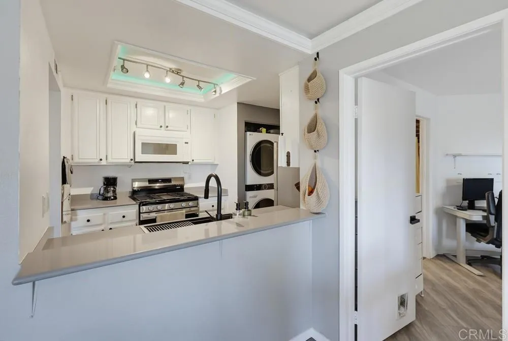 3045 Blue Oak Court Spring Valley, CA 91978
