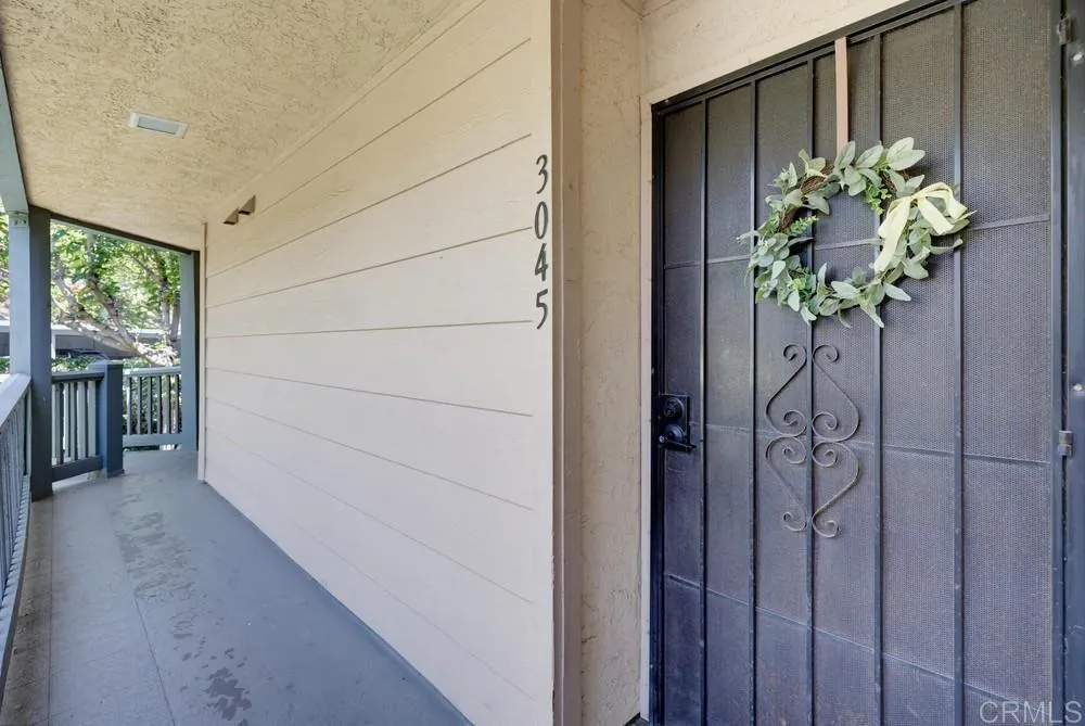 3045 Blue Oak Court Spring Valley, CA 91978