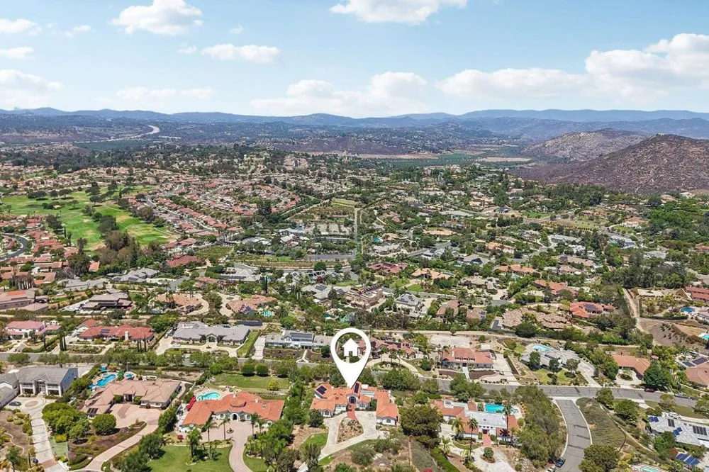 17572 Via Loma Drive Poway, CA 92064