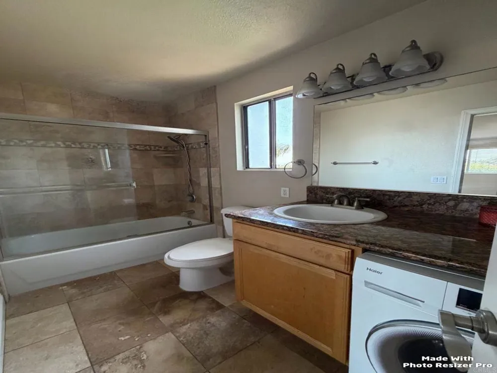 201 Twin Oaks Avenue #2 Chula Vista, CA 91910