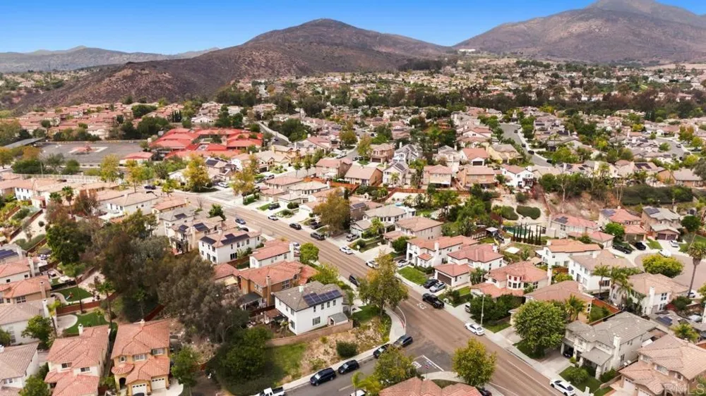 2464 Mackenzie Creek Road Chula Vista, CA 91914