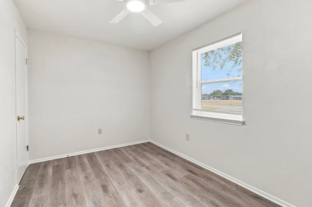 1819 Pelican W Pelican Bay, TX 76020