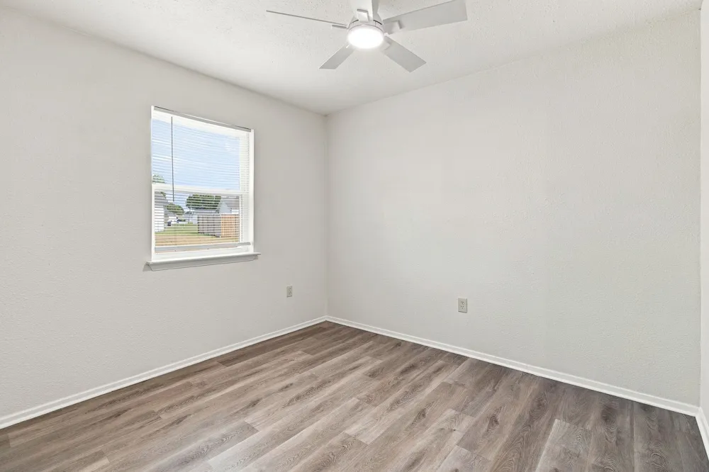 1819 Pelican W Pelican Bay, TX 76020
