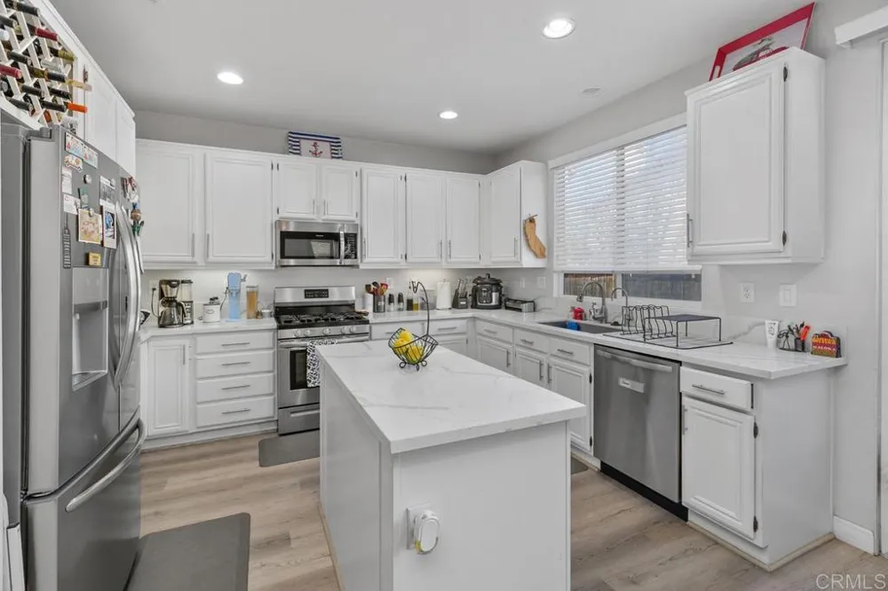 34586 Sagebrush Lane Winchester, CA 92596