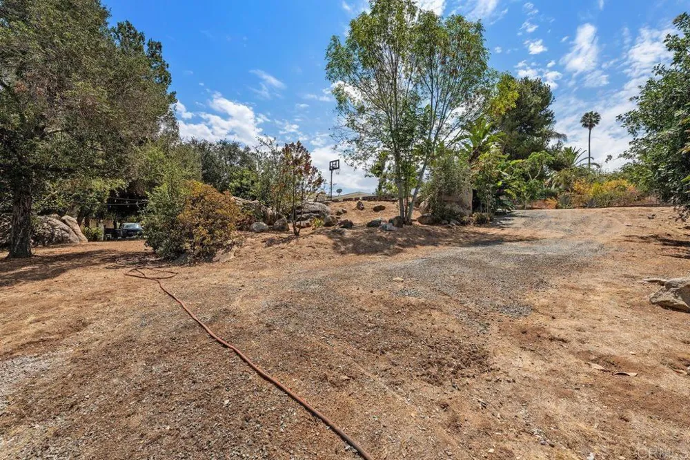 9355 Fuerte Drive La Mesa, CA 91941
