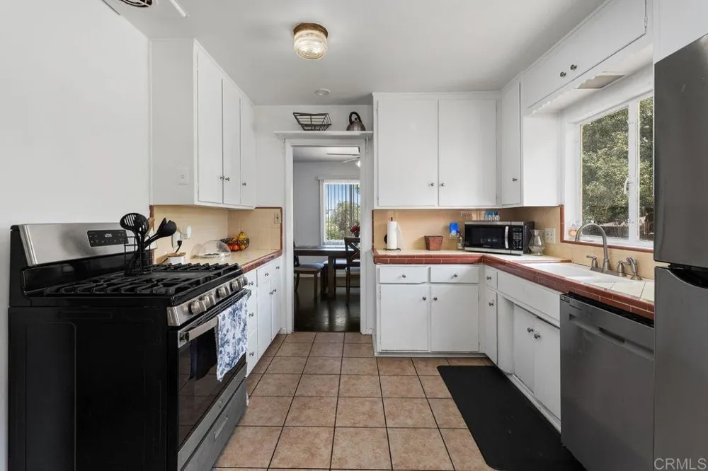 9355 Fuerte Drive La Mesa, CA 91941