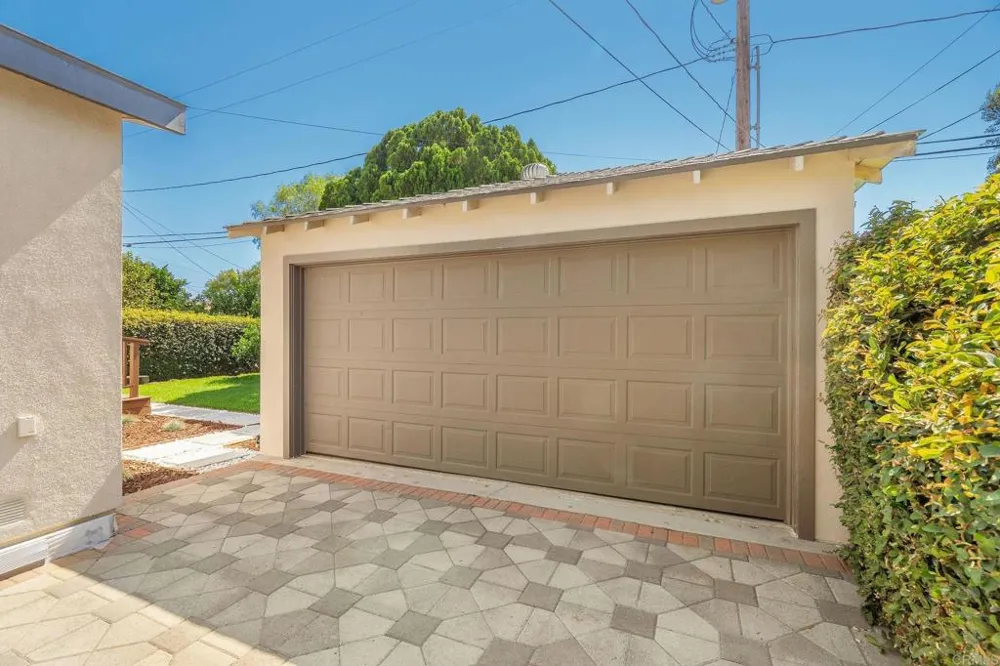 743 Sparks St Burbank, CA 91506
