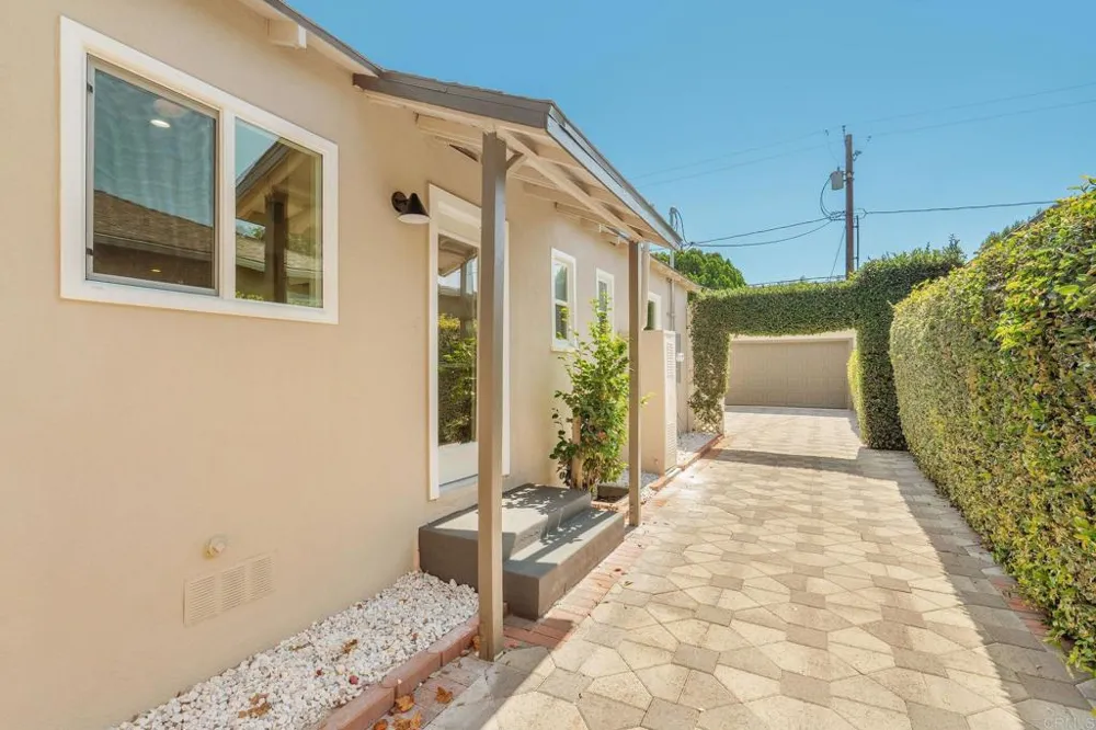 743 Sparks St Burbank, CA 91506