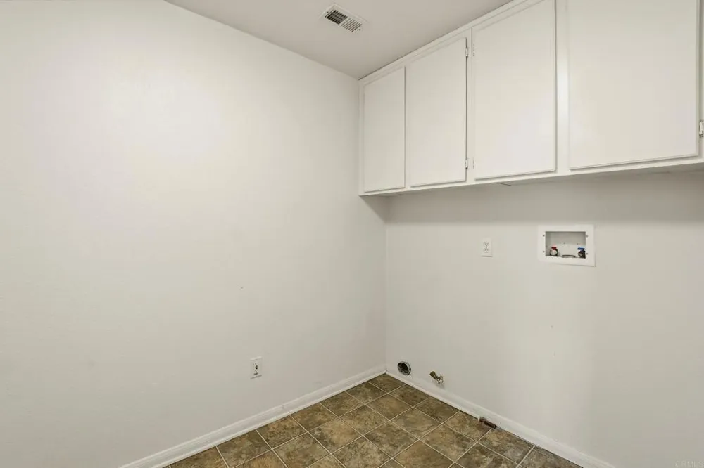 3171 Dehesa Road #5 El Cajon, CA 92019