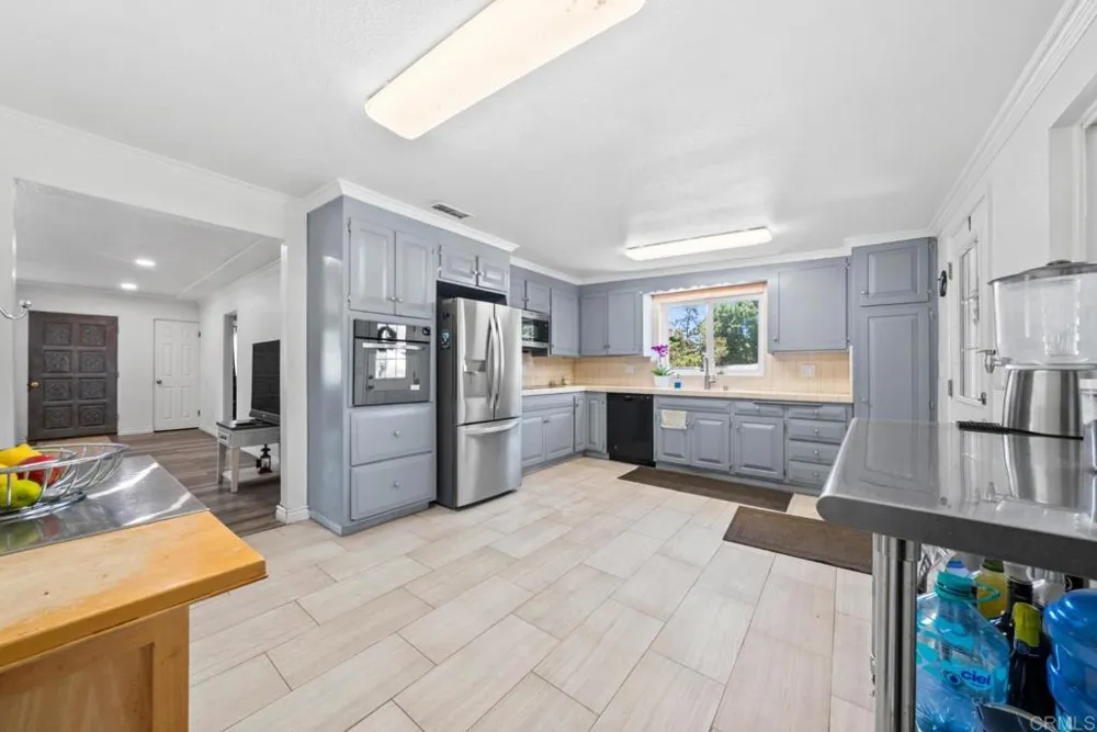 13256 Lindo Lane Lakeside, CA 92040
