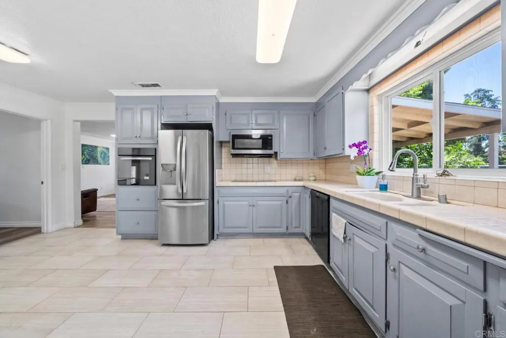 13256 Lindo Lane Lakeside, CA 92040