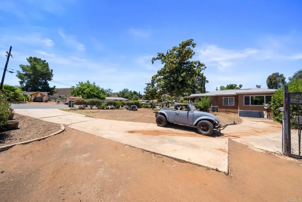 13256 Lindo Lane Lakeside, CA 92040
