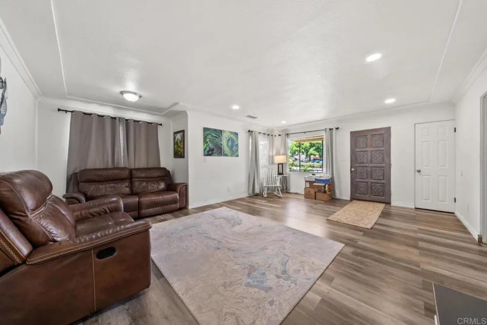 13256 Lindo Lane Lakeside, CA 92040