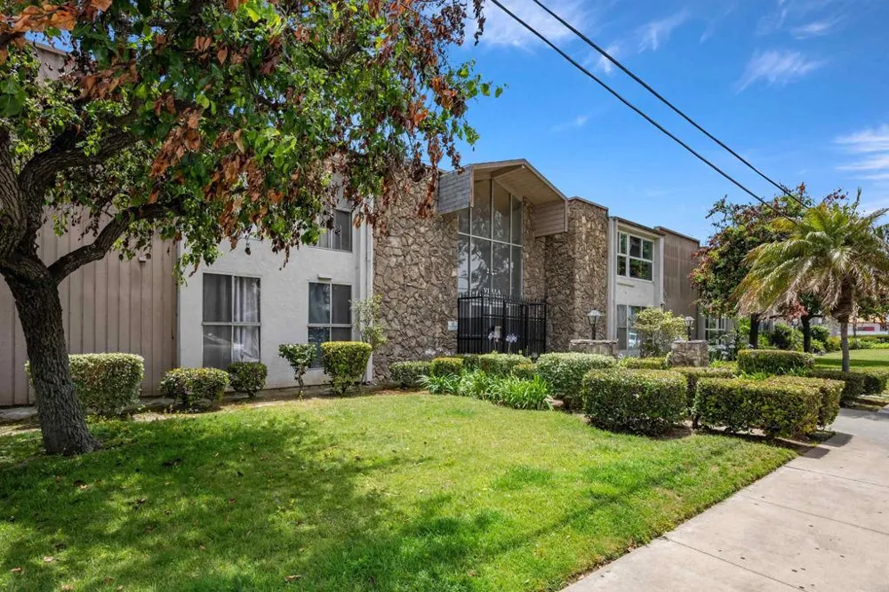 285 Moss Street #109 Chula Vista, CA 91911