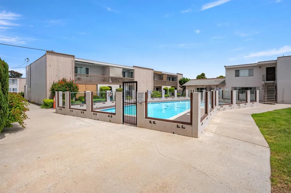 285 Moss Street #109 Chula Vista, CA 91911