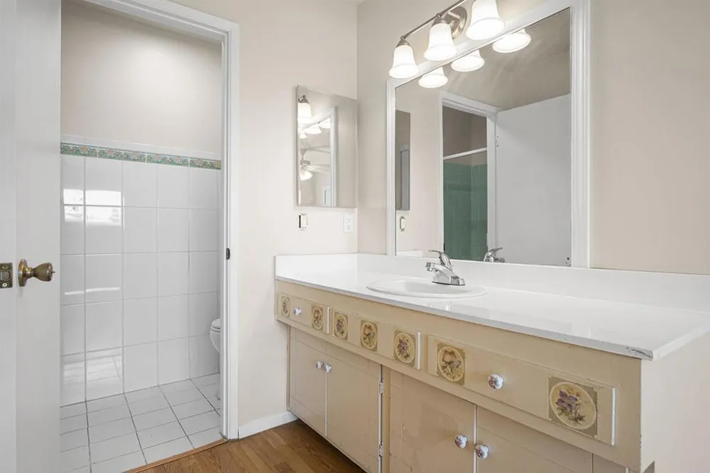 285 Moss Street #109 Chula Vista, CA 91911