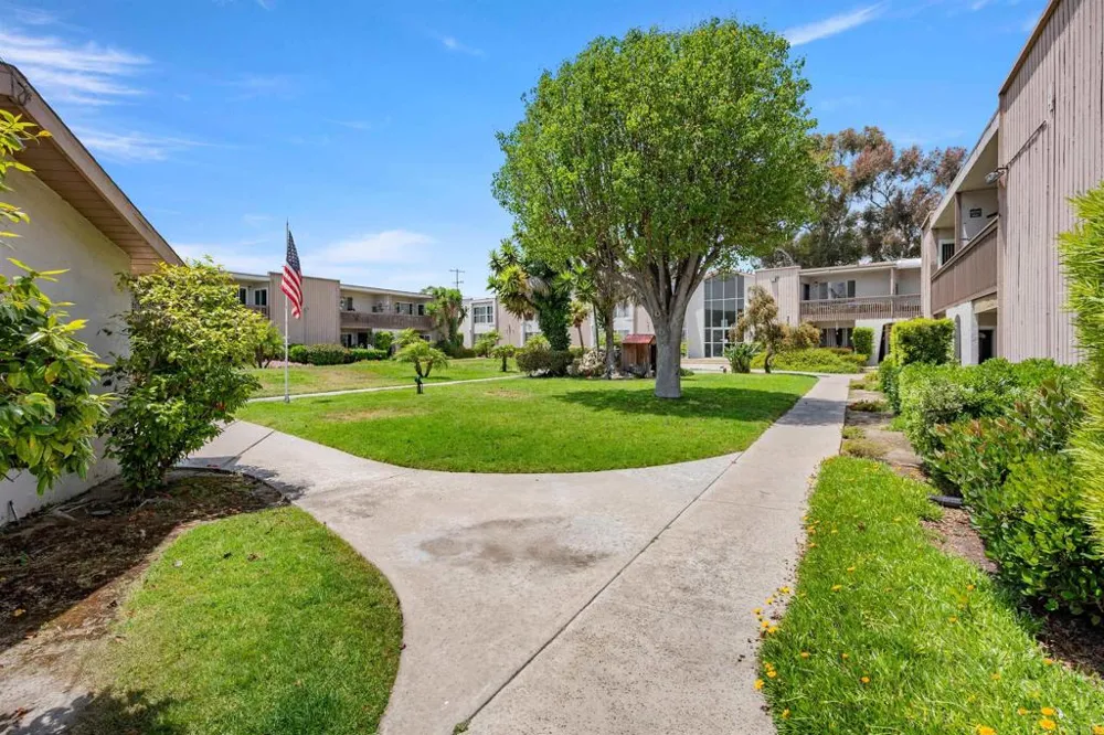 285 Moss Street #109 Chula Vista, CA 91911