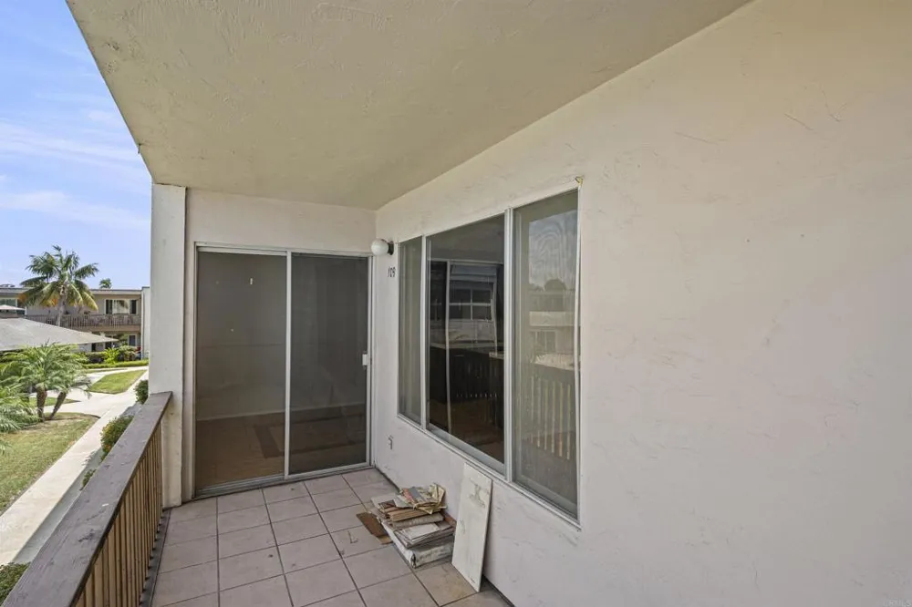 285 Moss Street #109 Chula Vista, CA 91911