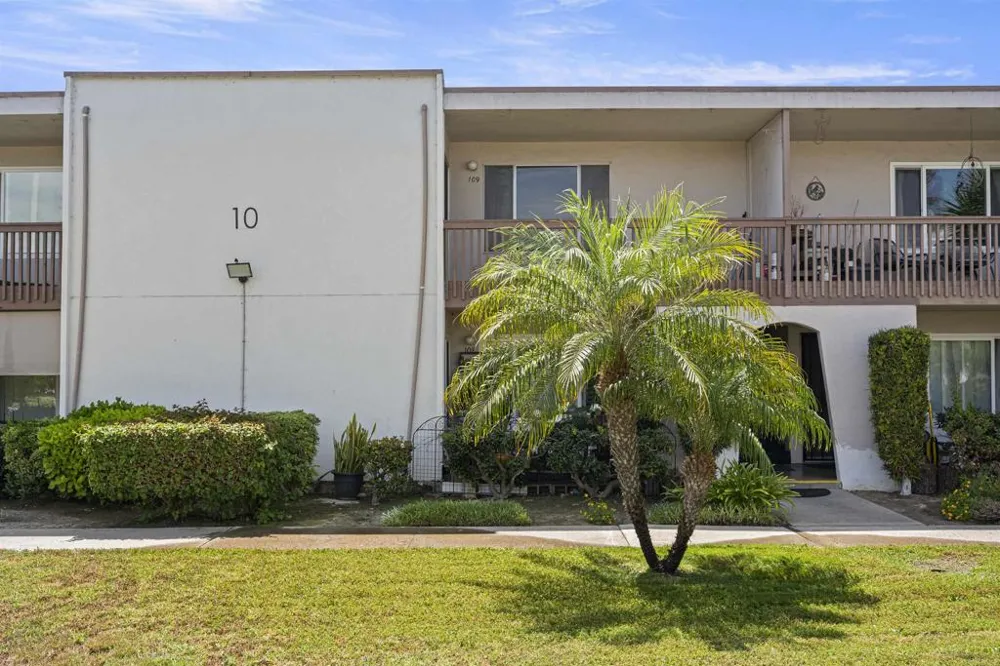 285 Moss Street #109 Chula Vista, CA 91911