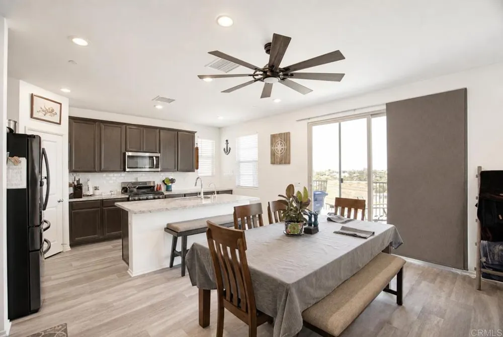 1525 Wildgrove Ave Vista, CA 92081