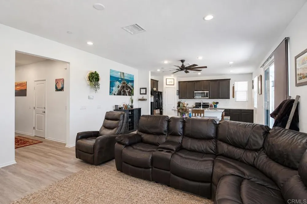 1525 Wildgrove Ave Vista, CA 92081