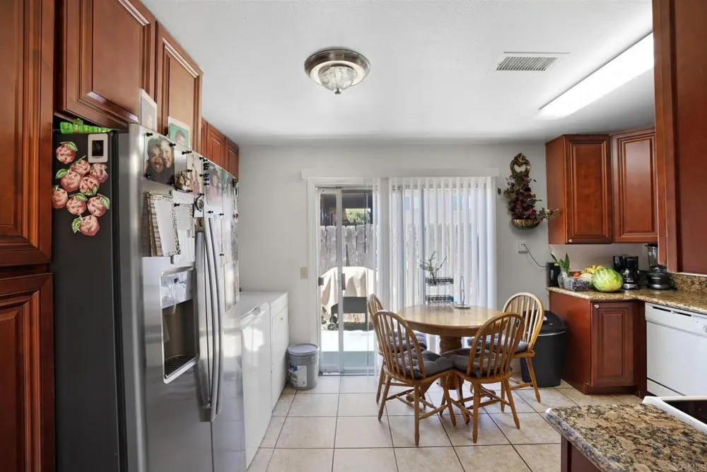 888 Cherrywood Way #14 El Cajon, CA 92021