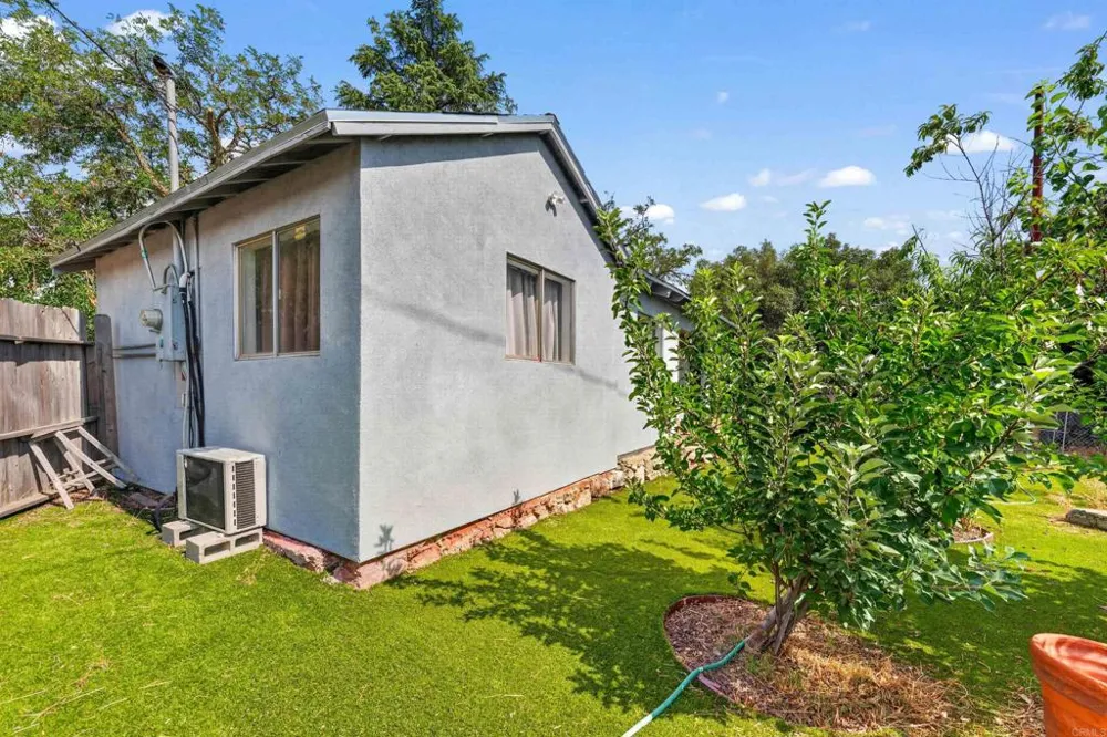 37807 Live Oak Springs Road Boulevard, CA 91905