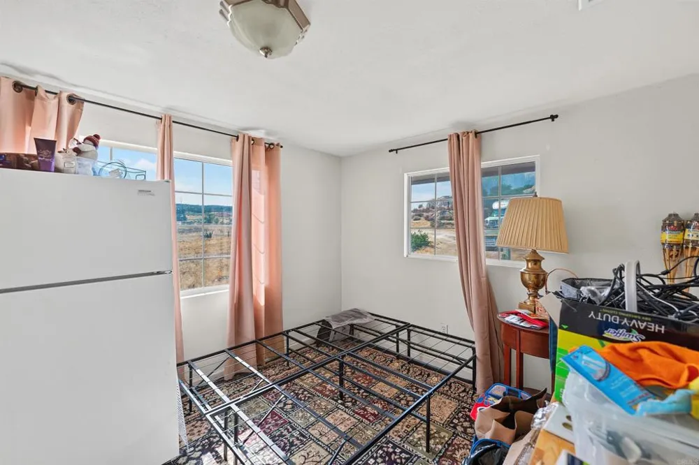 37807 Live Oak Springs Road Boulevard, CA 91905