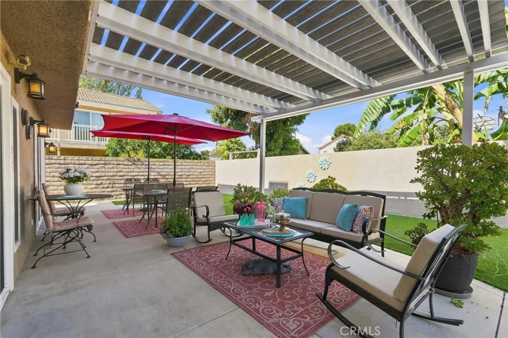 25614 Bani Lomita, CA 90717