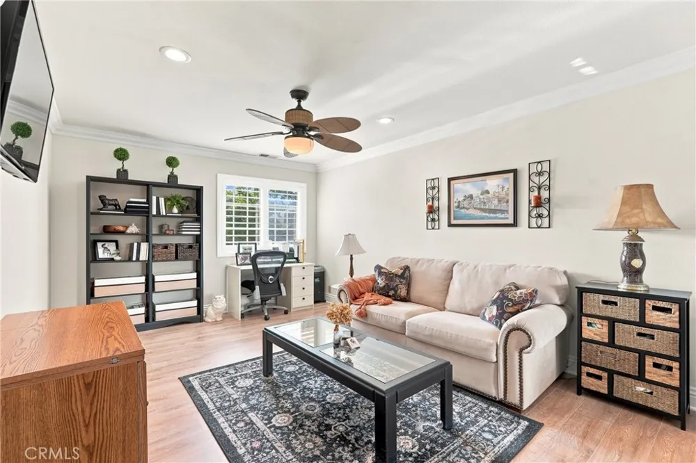 25614 Bani Lomita, CA 90717