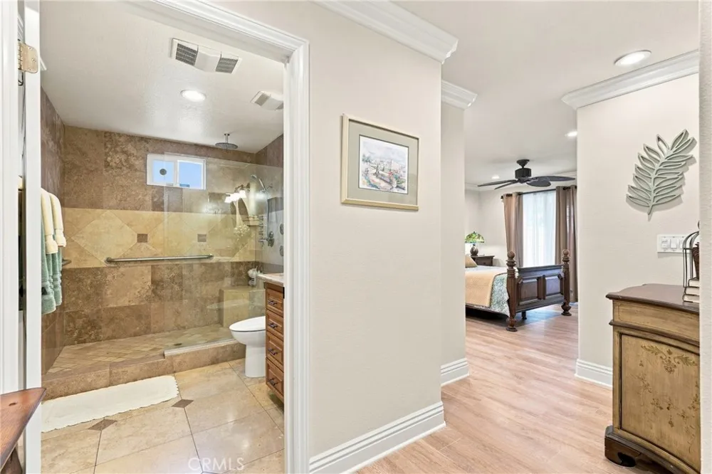 25614 Bani Lomita, CA 90717