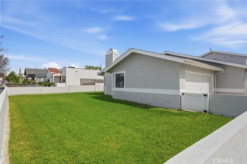24420 Alliene #3 Lomita, CA 90717