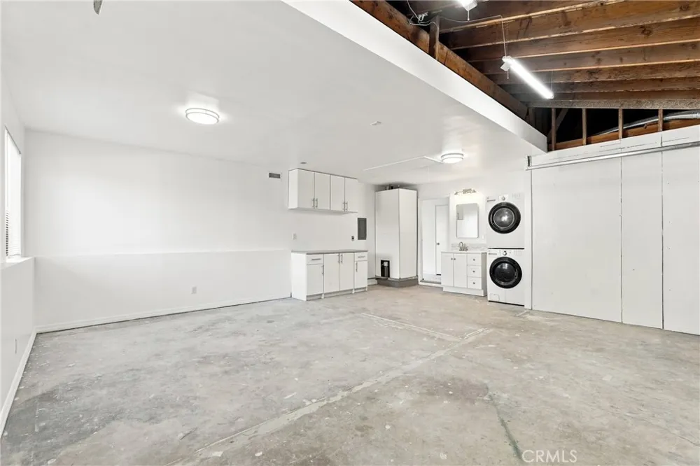 24420 Alliene #3 Lomita, CA 90717