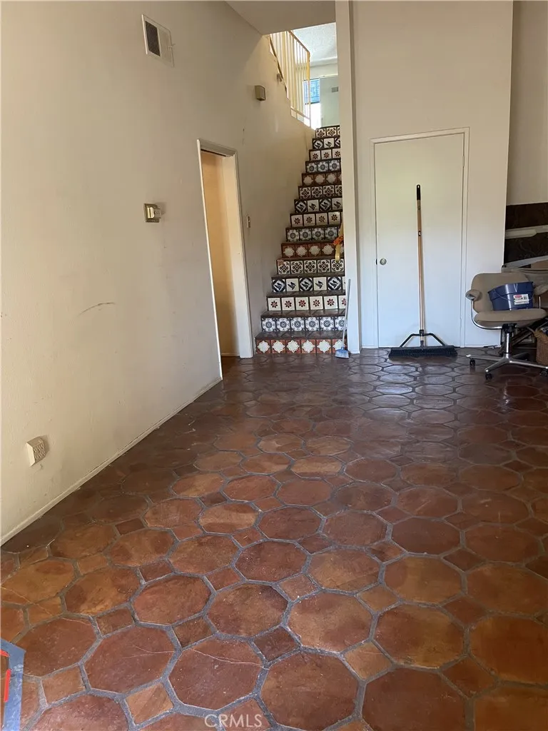 294 S Marengo Pasadena, CA 91101