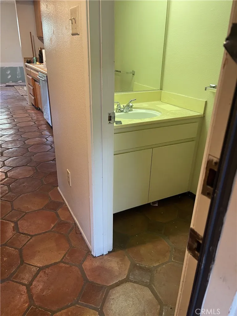 294 S Marengo Pasadena, CA 91101