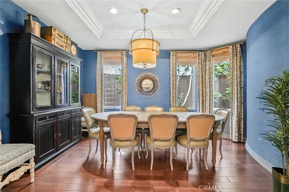 2200 Walnut Manhattan Beach, CA 90266