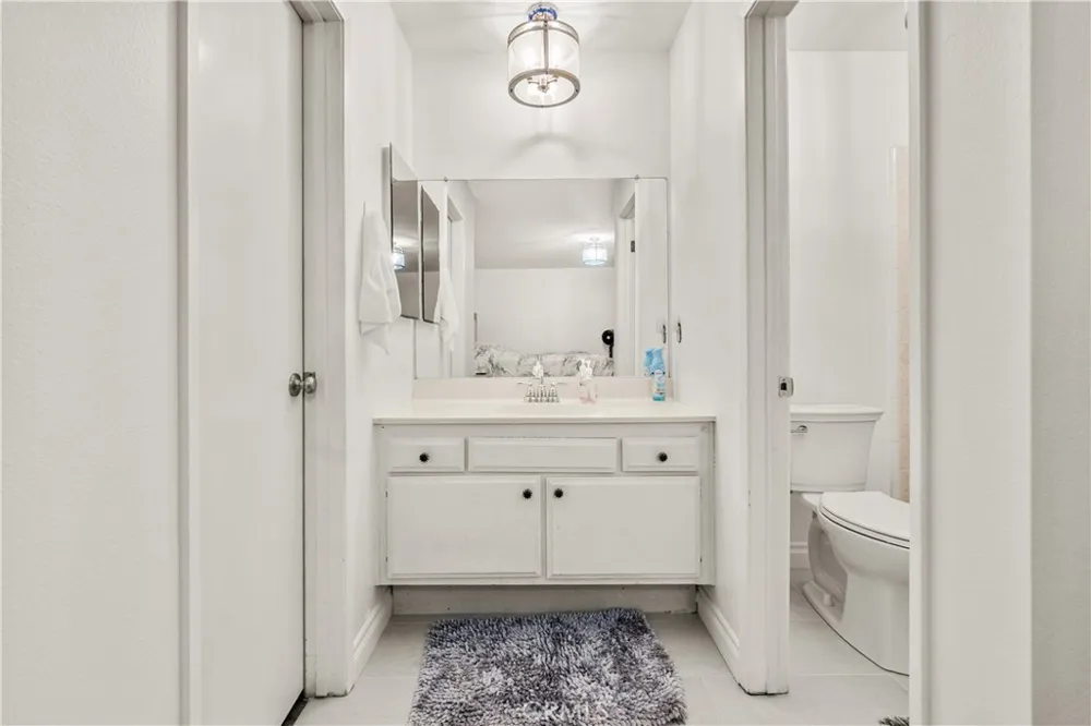15634 Wharff Lawndale, CA 90260