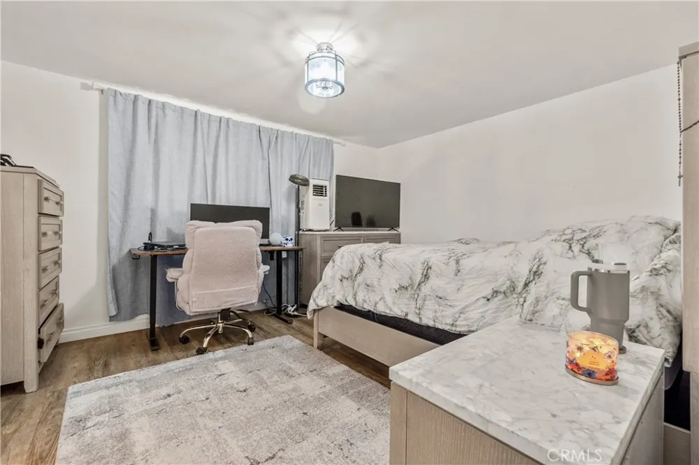 15634 Wharff Lawndale, CA 90260
