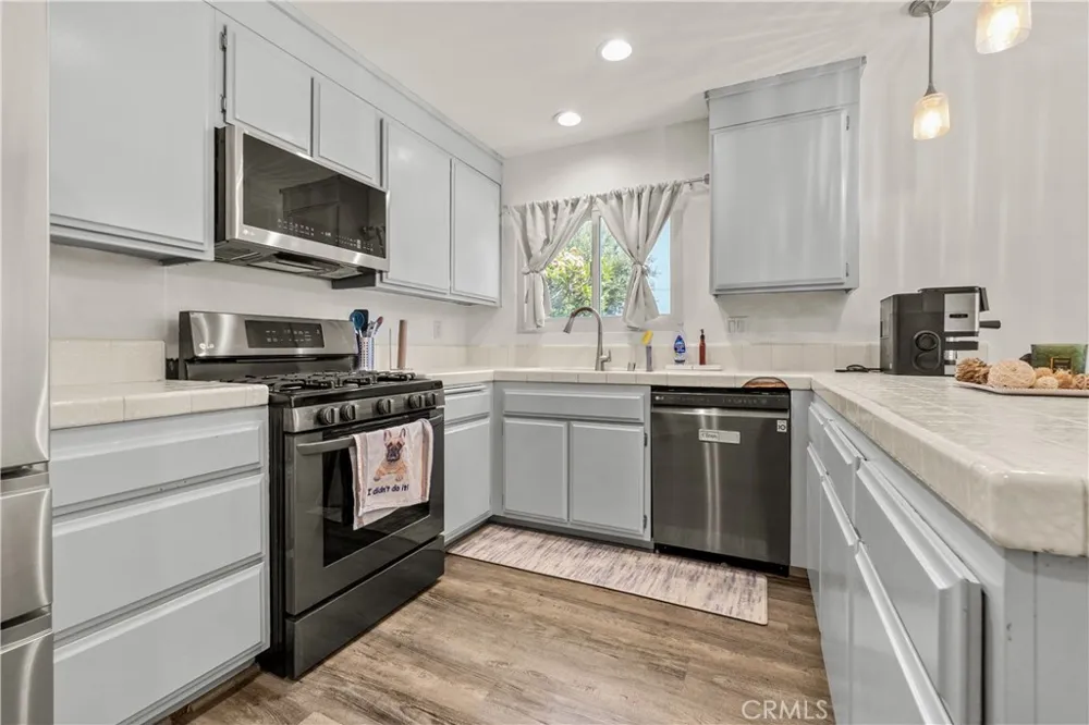 15634 Wharff Lawndale, CA 90260
