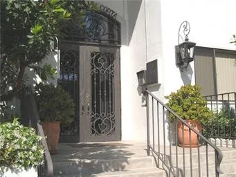 300 Via Corta #303 Palos Verdes Estates, CA 90274