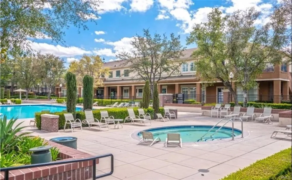 15723 Parkhouse Drive #91 Fontana, CA 92336