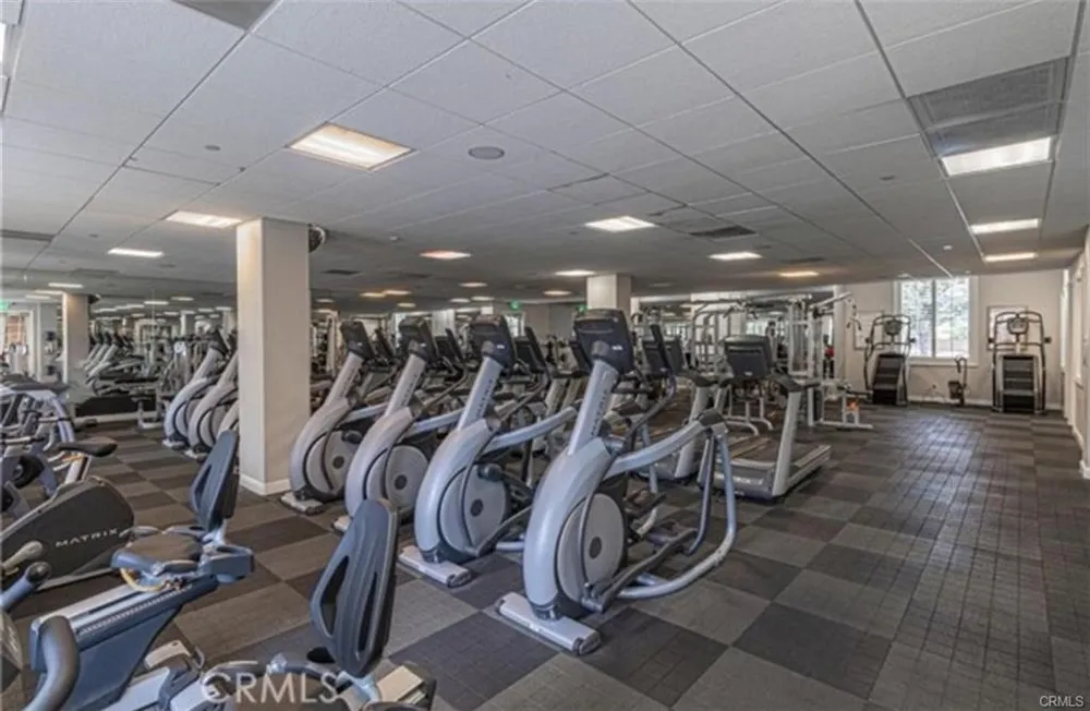 15723 Parkhouse Drive #91 Fontana, CA 92336