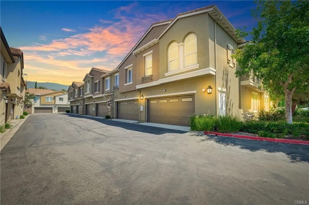15723 Parkhouse Drive #91 Fontana, CA 92336