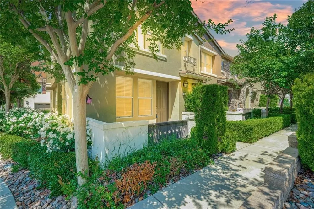 15723 Parkhouse Drive #91 Fontana, CA 92336