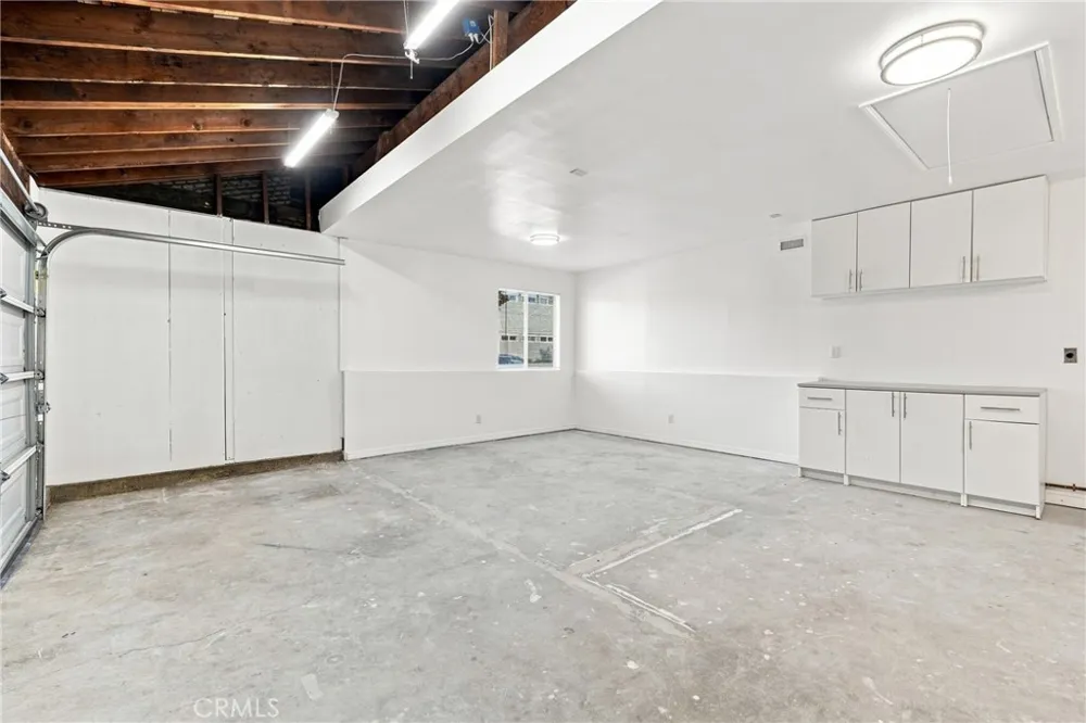 24420 Alliene Lomita, CA 90717