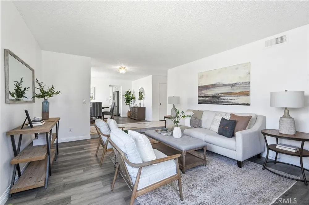 24420 Alliene Lomita, CA 90717