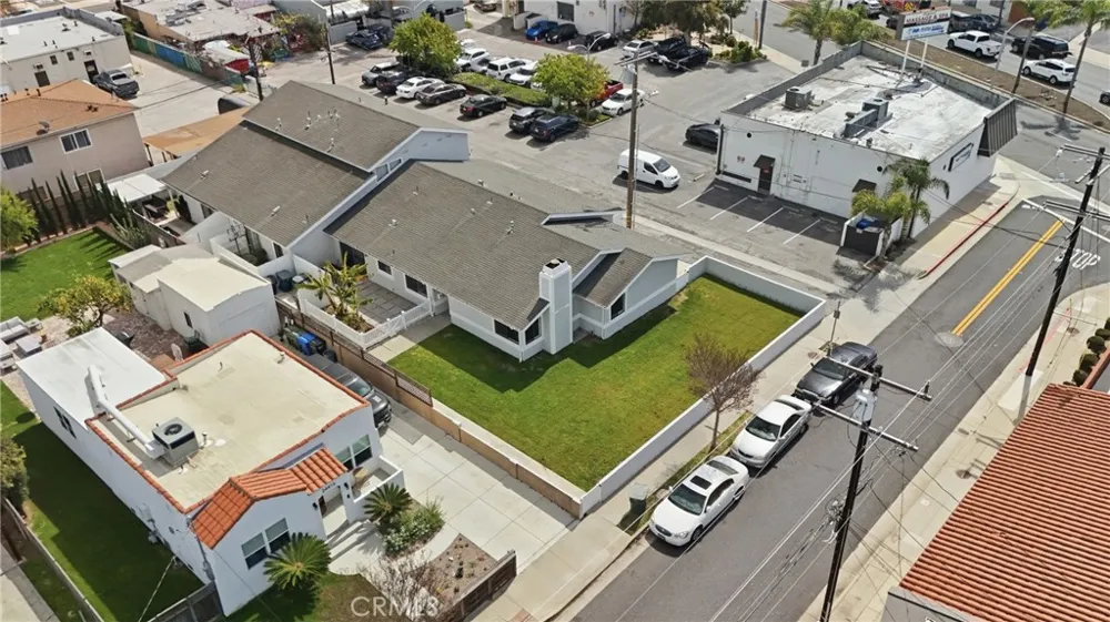 24420 Alliene Lomita, CA 90717