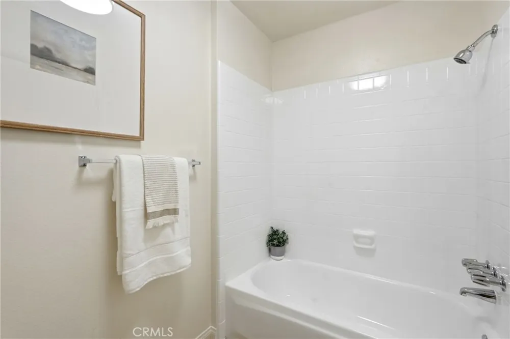 24420 Alliene Lomita, CA 90717